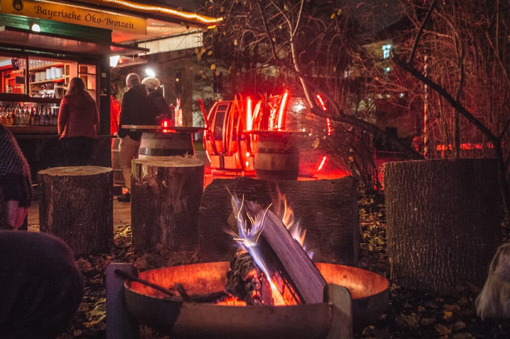 Featured image for article: The Milchhäusl Ski Gondolas: A Cozy Hidden Gem in the English Garden