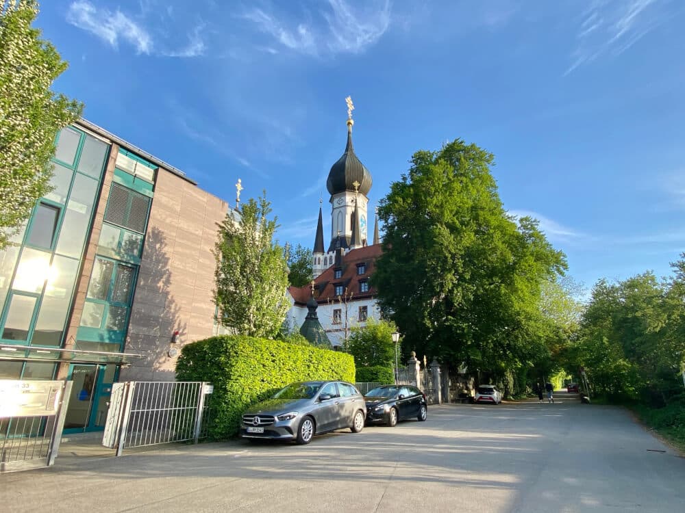 Featured image for article: Munich's Archicovent der Templer: A Mysterious Gem in Untergiesing