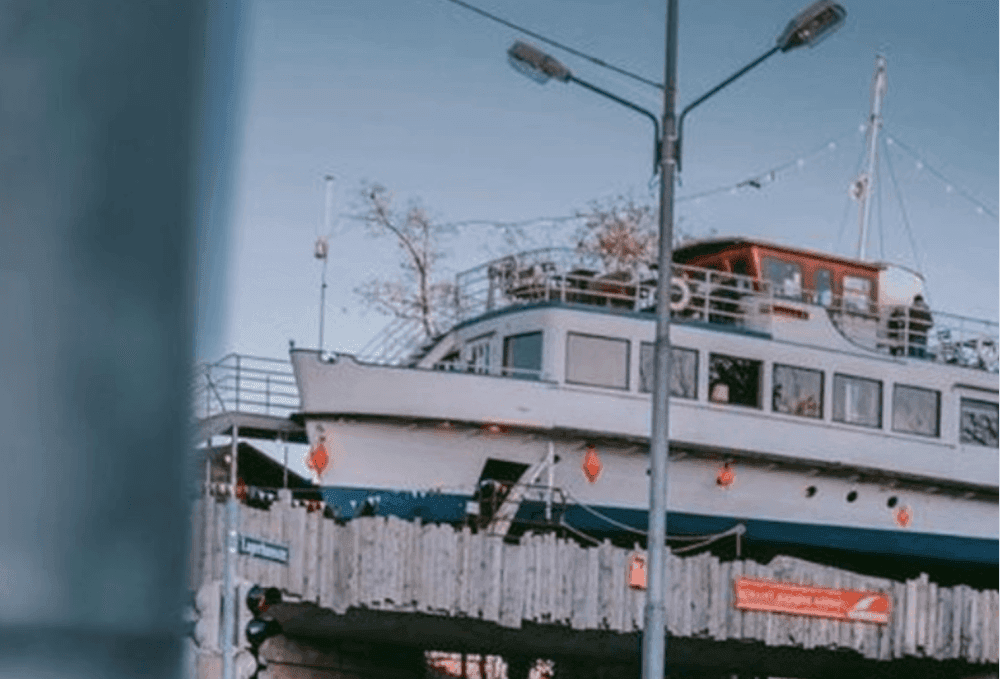 Featured image for article: Alte Utting Munich: Set Sail With This Hidden Gem