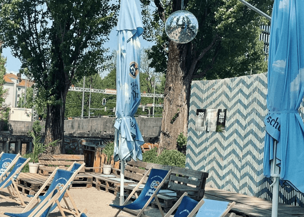 Featured image for article: The Top 10 Ultimate Batch Of Awesome Munich Beach Bars