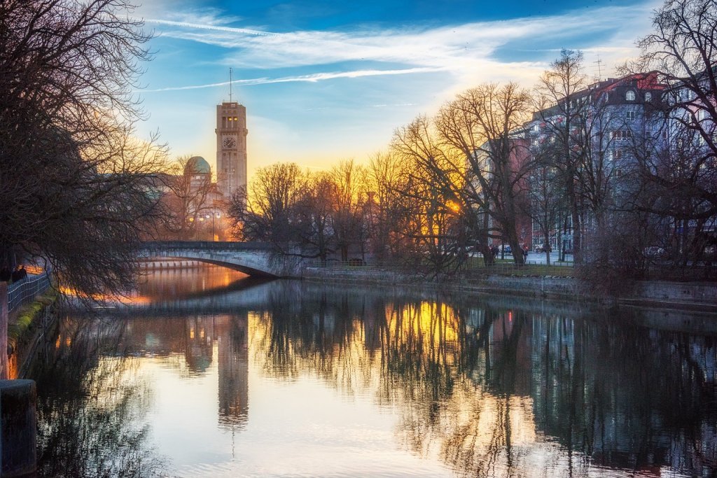 the-best-places-to-watch-sunset-in-munich