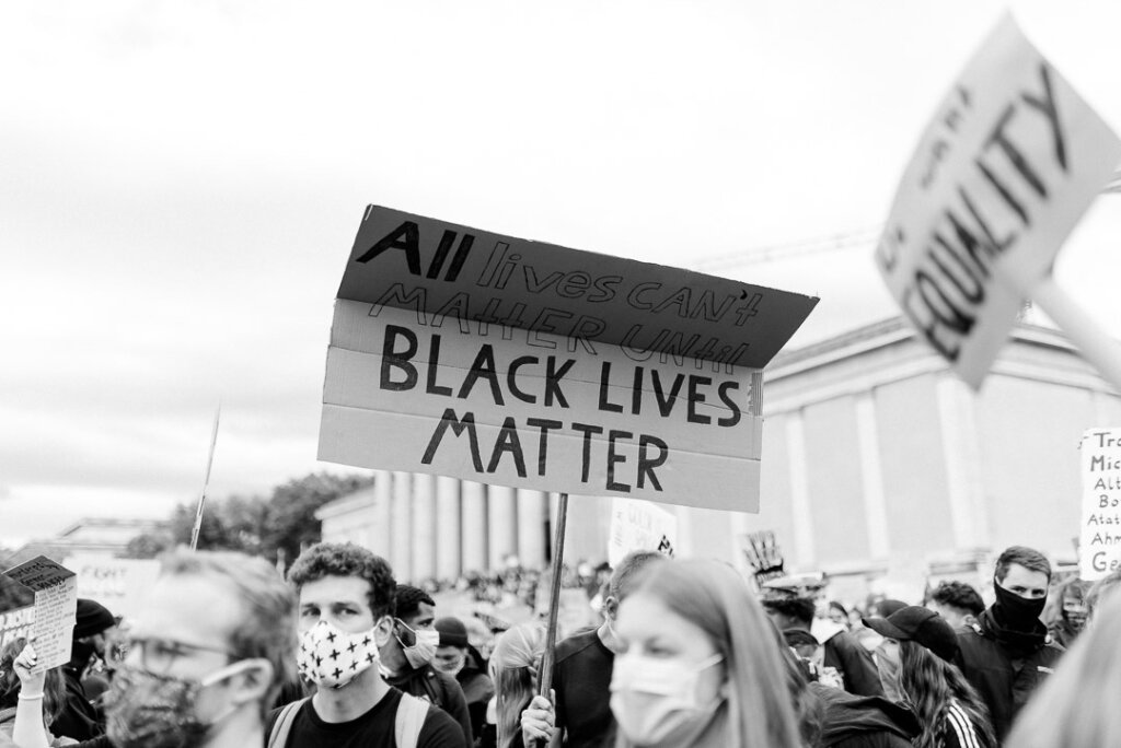 Black Lives Matter: 25,000 Gather in Königsplatz for Anti-Racism Protest