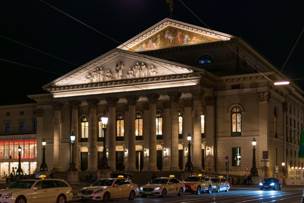 Frauen Nacht Taxis in Munich